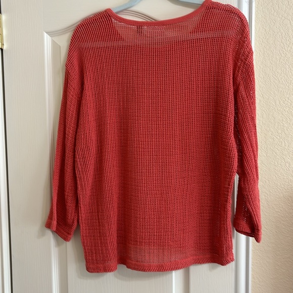 Chico’s sz 1 mesh 100%cotton top - Picture 3 of 3